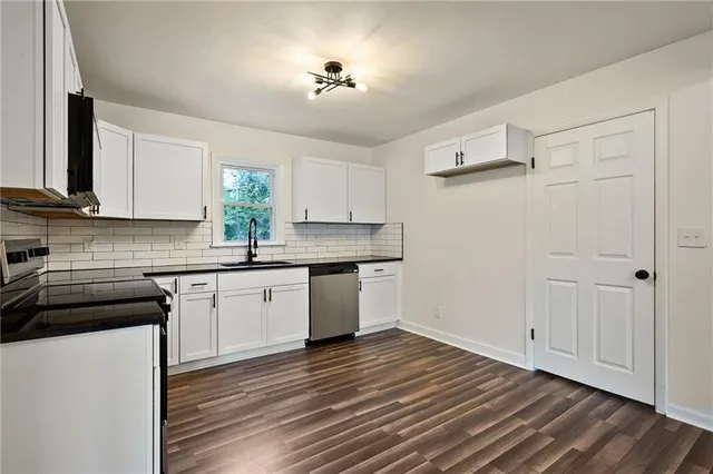 $255,000 | 2418 North 84 Street, Kansas City, KS 66109