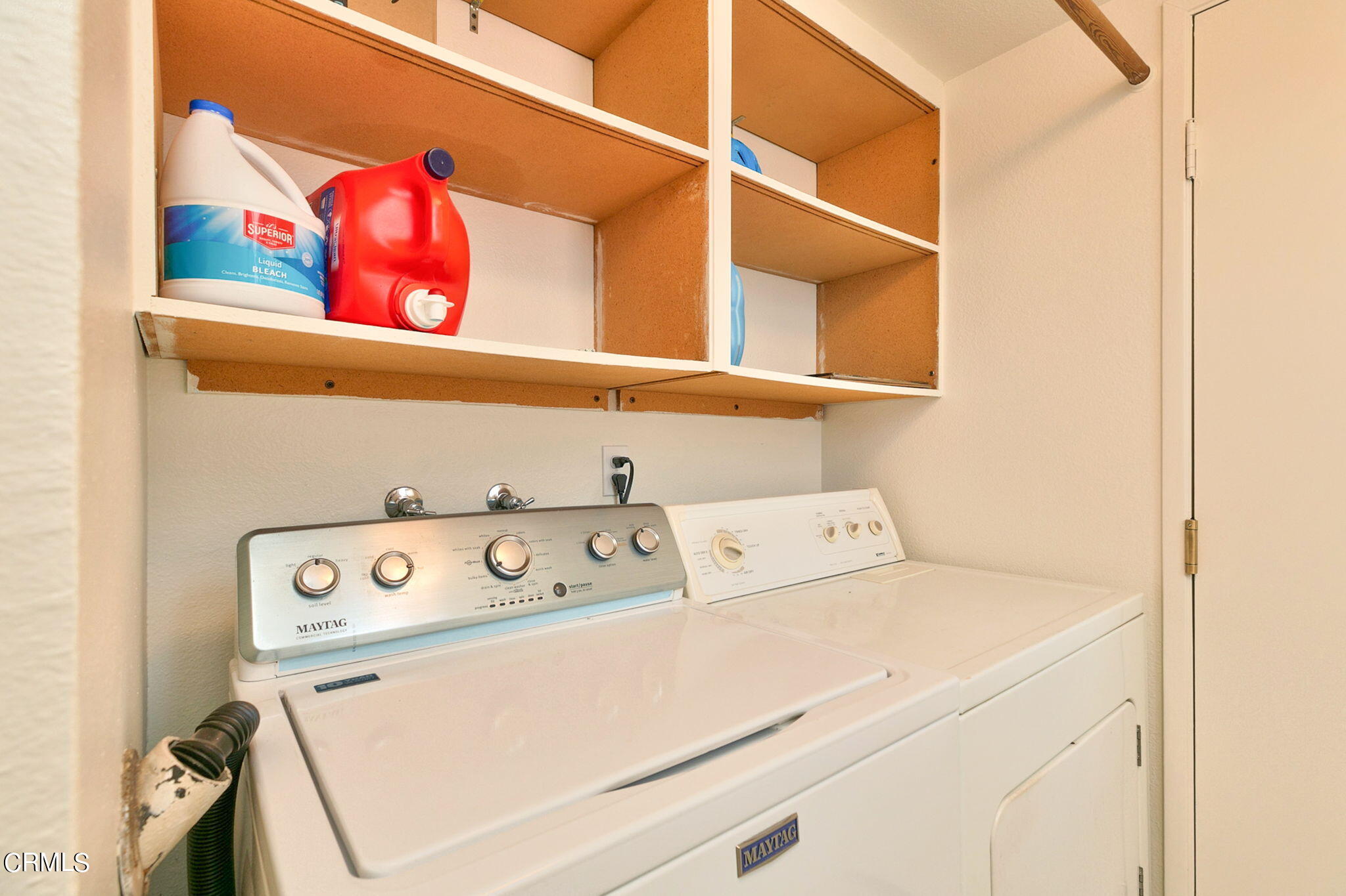 3524 Olds Road Oxnard, CA 93033 - Photo 22 of 43 a utility room with dryer and washer