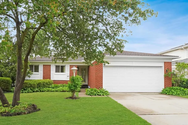 $249,900 | 33726 Dyar Court, Sterling Heights, MI 48310