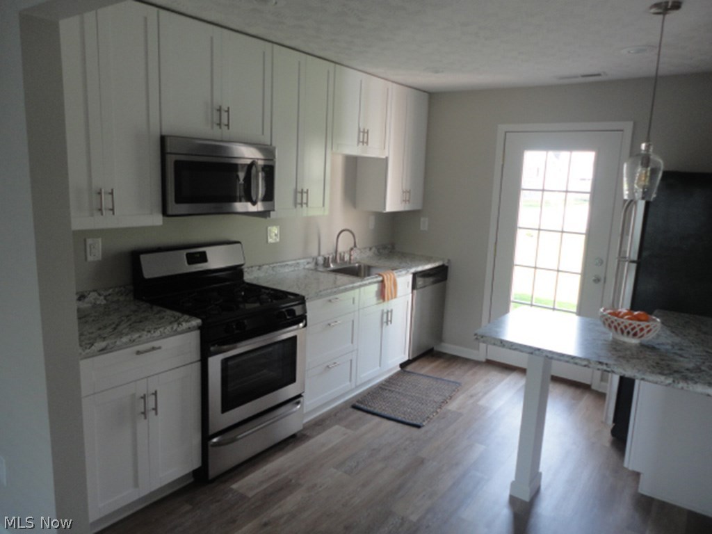 820 24th Street Vienna, WV 26105 - Photo 4 of 7