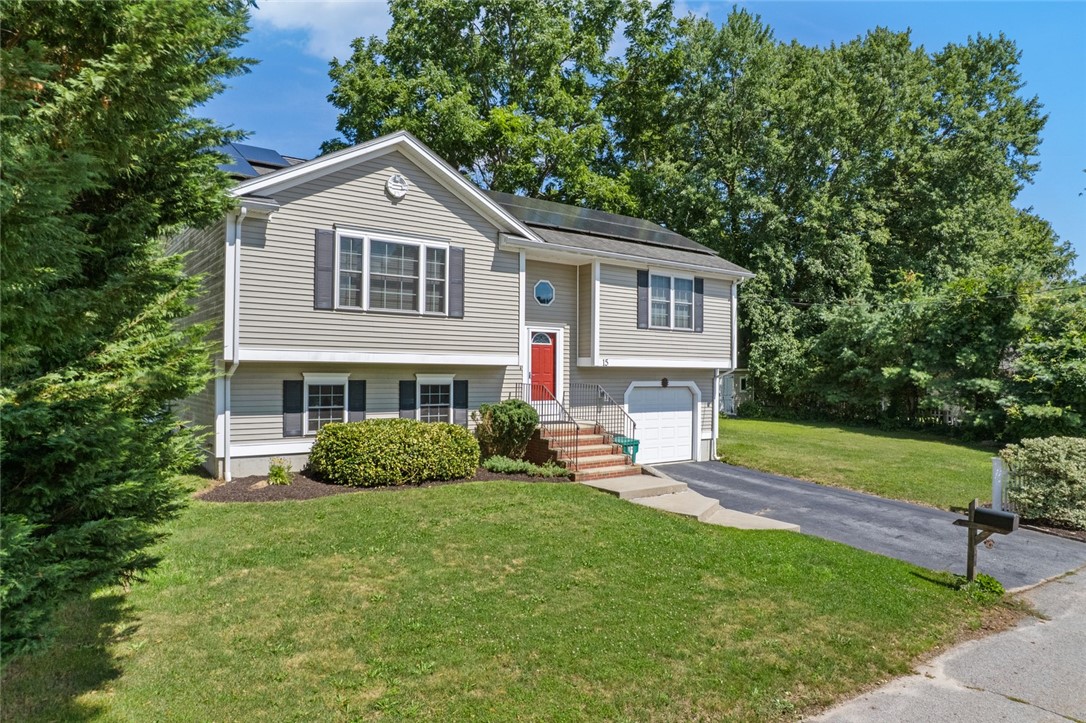 15 Meadow Road Scituate, RI 02831 - Photo 1 of 26