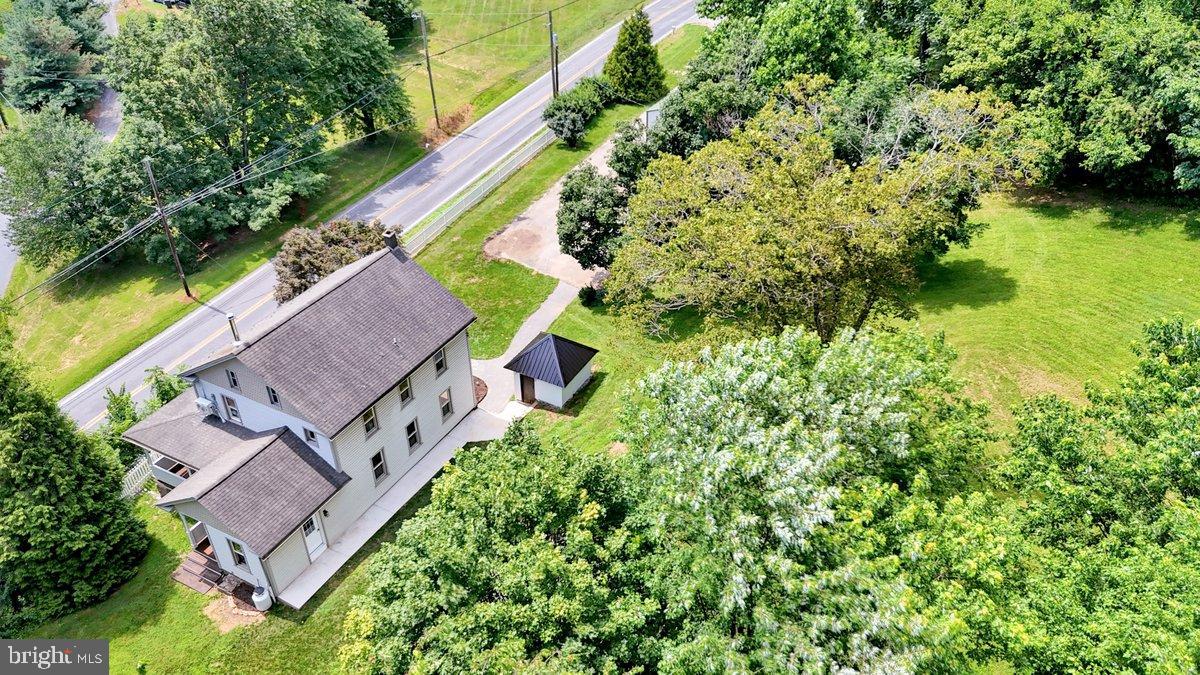1069 Rawlinsville Road Willow Street, PA 17584 - Photo 39 of 47 an aerial view of a house with a garden