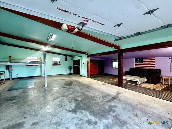 $410,000 | 13340 Highway 172, La Ward, TX 77970