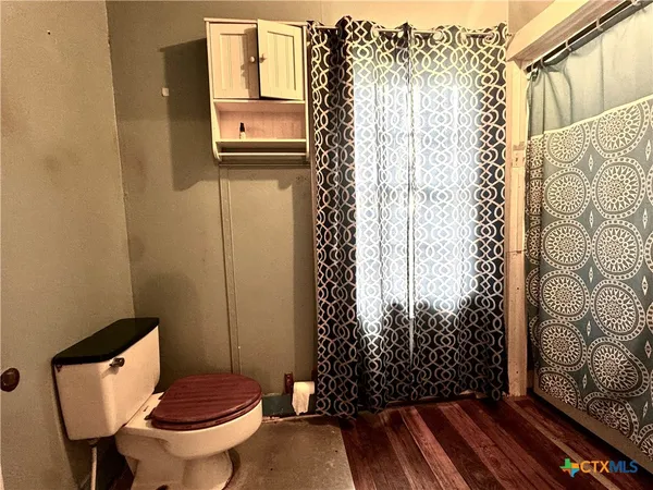 $410,000 | 13340 Highway 172, La Ward, TX 77970