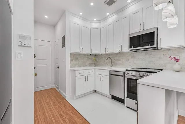 $499,000 | 519 East 87th Street, Unit C | Upper East Side