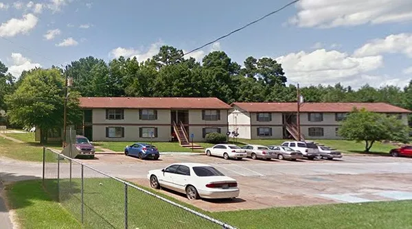 $550 | 705 Clifford Street, Center, TX 75935