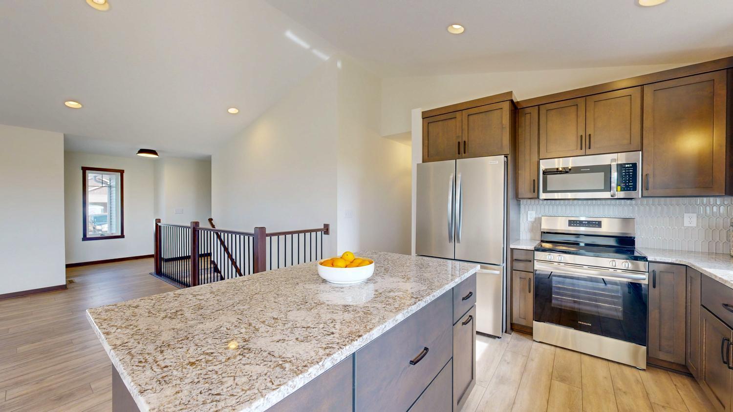 6246 Cody Lane Northwest Rochester, MN 55901 - Photo 7 of 37