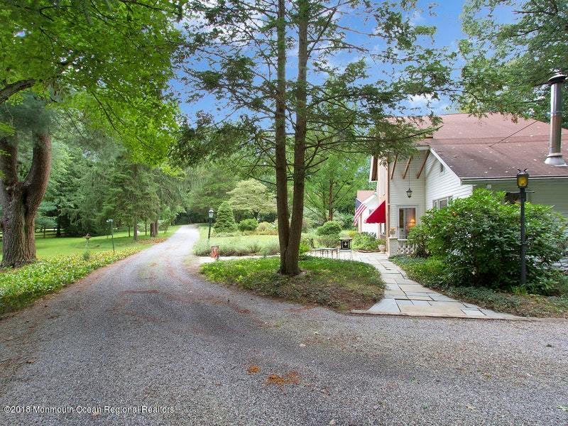 56 Creamery Road Colts Neck, NJ 07722 - Photo 2 of 32 033-288390-IMG_3437_6908217