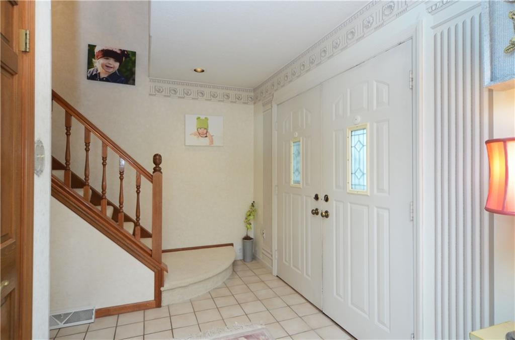 5007 Julia Lane McKees Rocks, PA 15136 - Photo 2 of 25