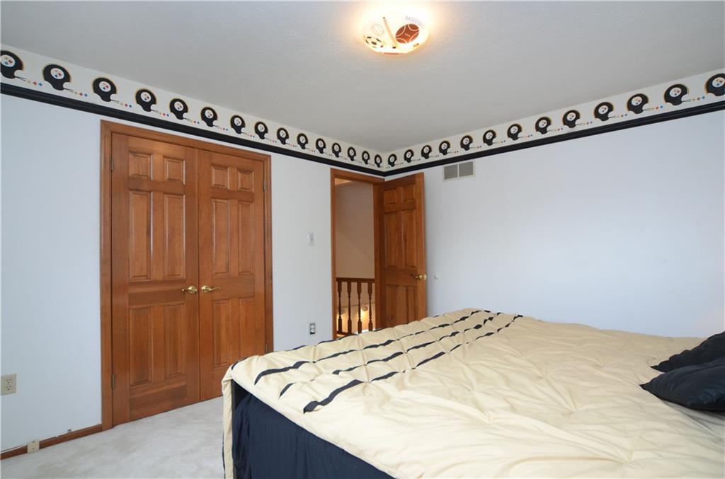 5007 Julia Lane McKees Rocks, PA 15136 - Photo 16 of 25