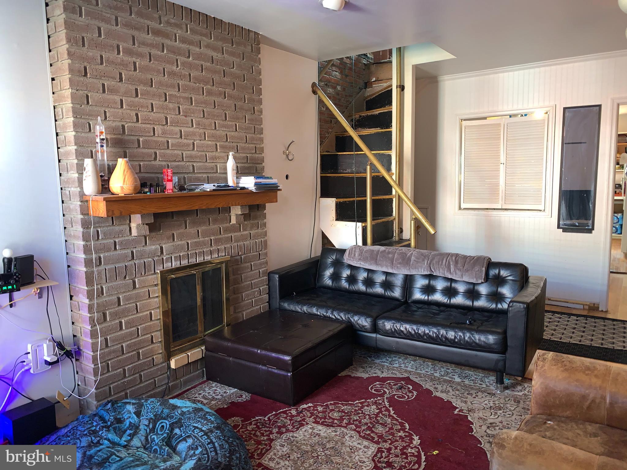 759 Ramsay Street Baltimore, MD 21230 - Photo 3 of 20 Perfect Space for Entertaining