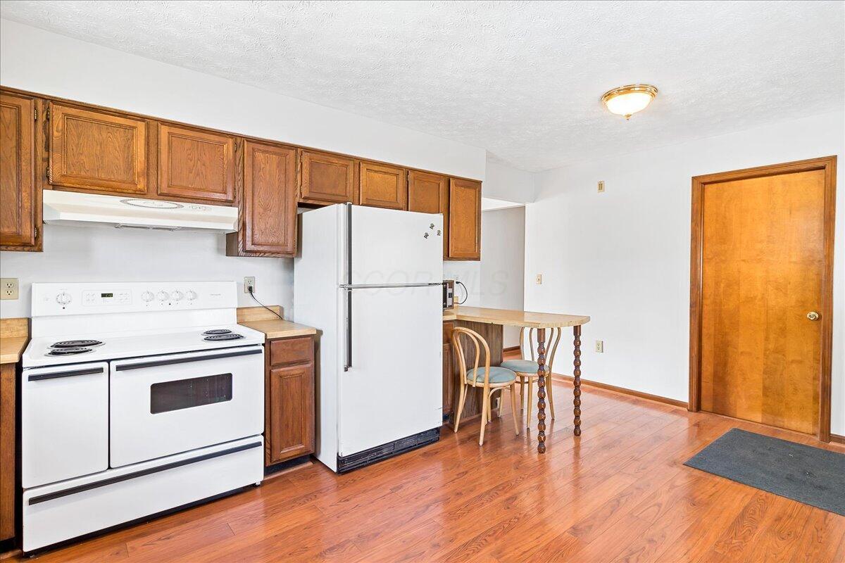 7300 Summit Road Southwest Pataskala, OH 43068 - Photo 25 of 49 09-Kitchen