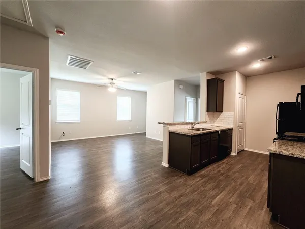 $1,350 | 26471 Joy Village Drive, Unit B, Splendora, TX 77372