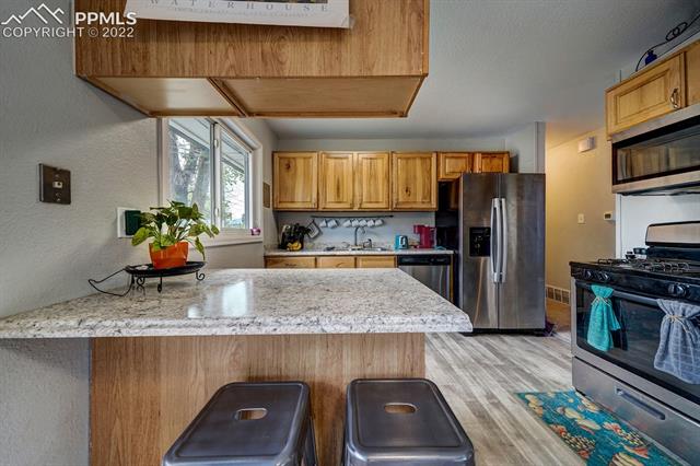 117 Kiva Road Colorado Springs, CO 80911 - Photo 8 of 30