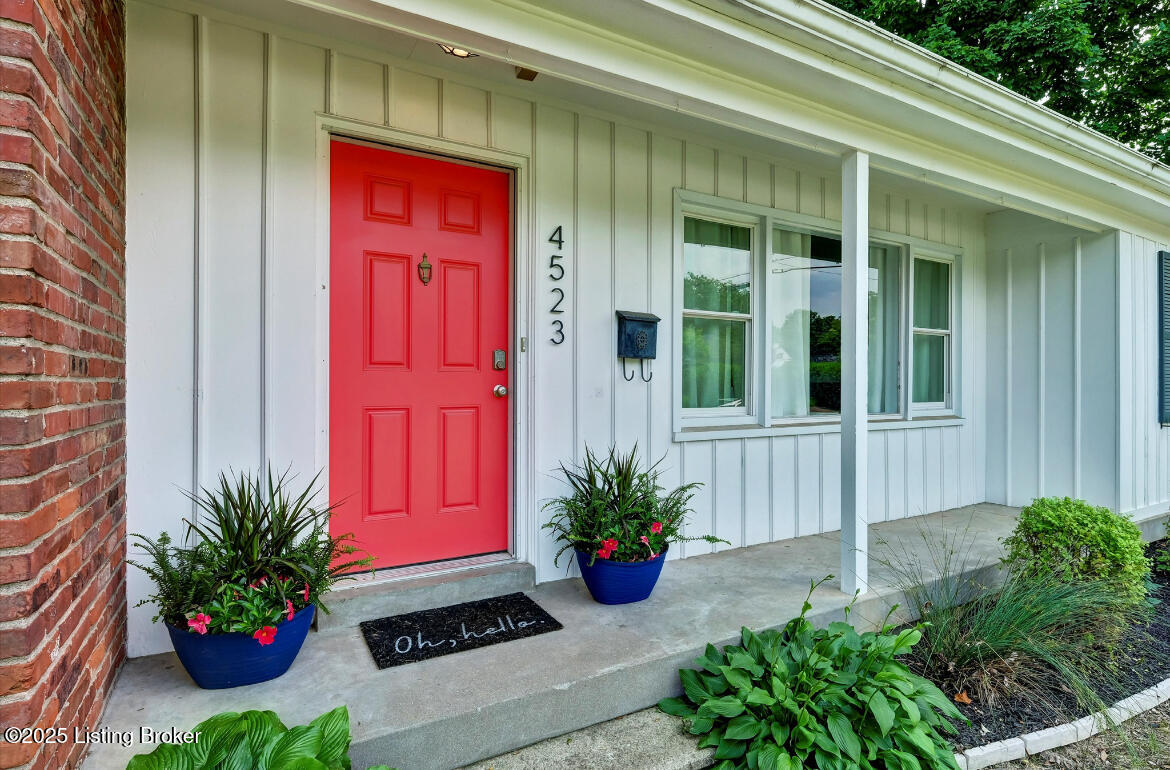 4523 Blenheim Road Louisville, KY 40207 - Photo 2 of 26 IMG_2463