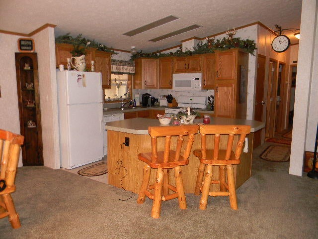 9840 South North Hulbert Road Hulbert, MI 49748 - Photo 6 of 26 Gallery Image 6