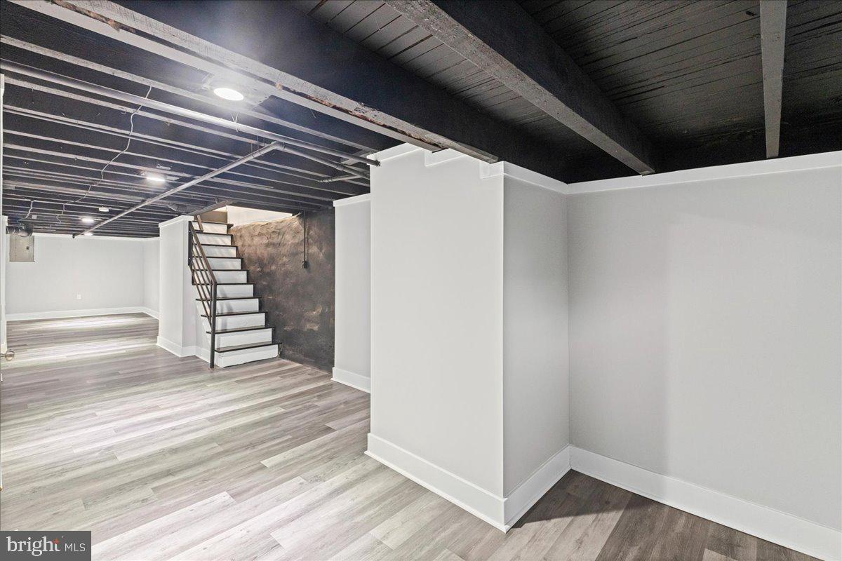 6629 Ross Street Philadelphia, PA 19119 - Photo 20 of 26 a view of entryway