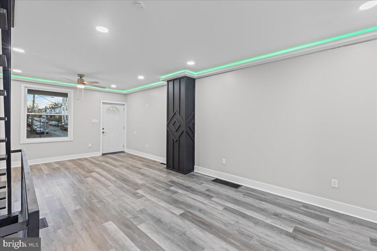 6629 Ross Street Philadelphia, PA 19119 - Photo 5 of 26 an empty room with windows and closet