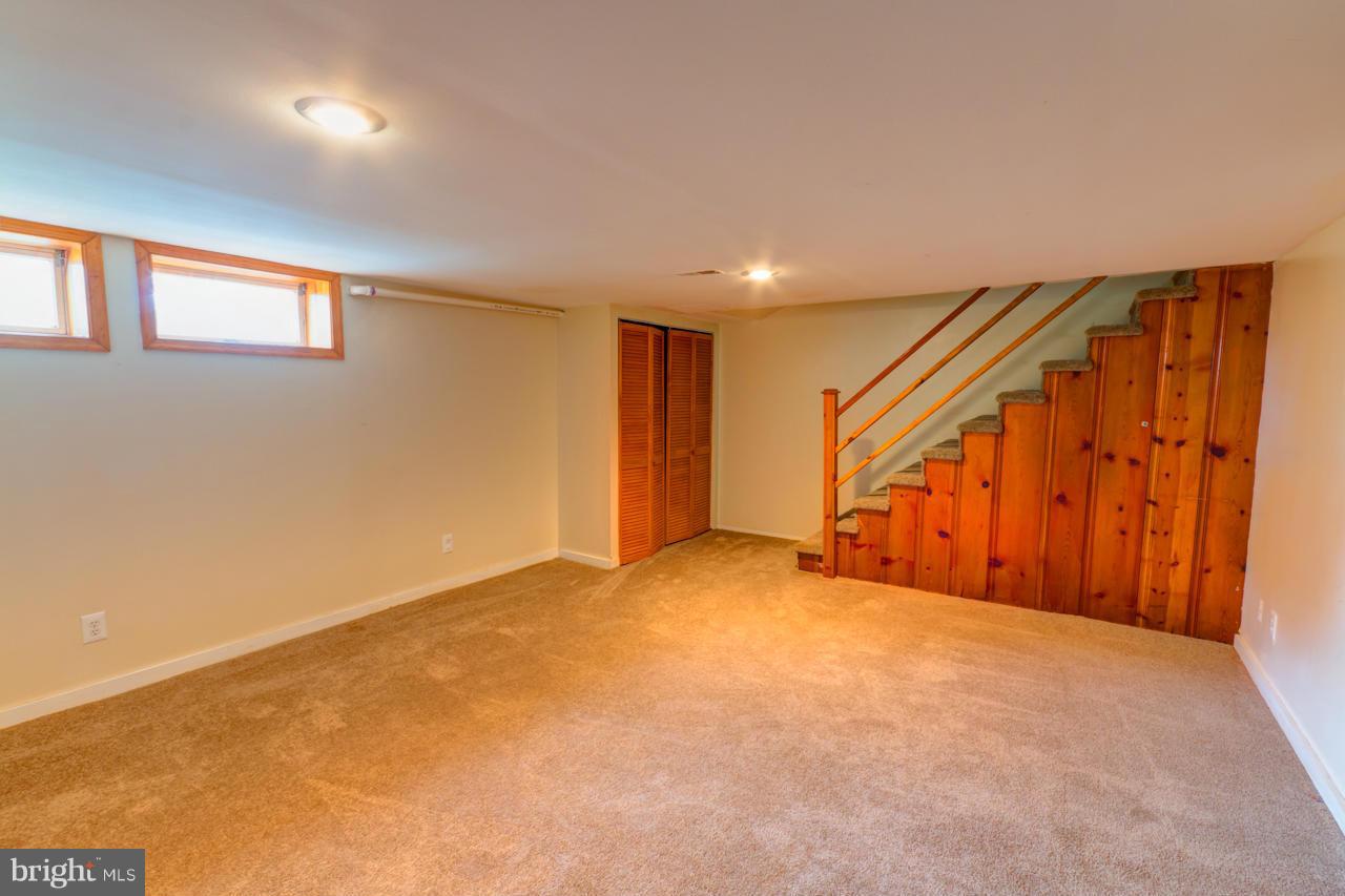 1546 Northbourne Road Baltimore, MD 21239 - Photo 17 of 18 a view of an empty room