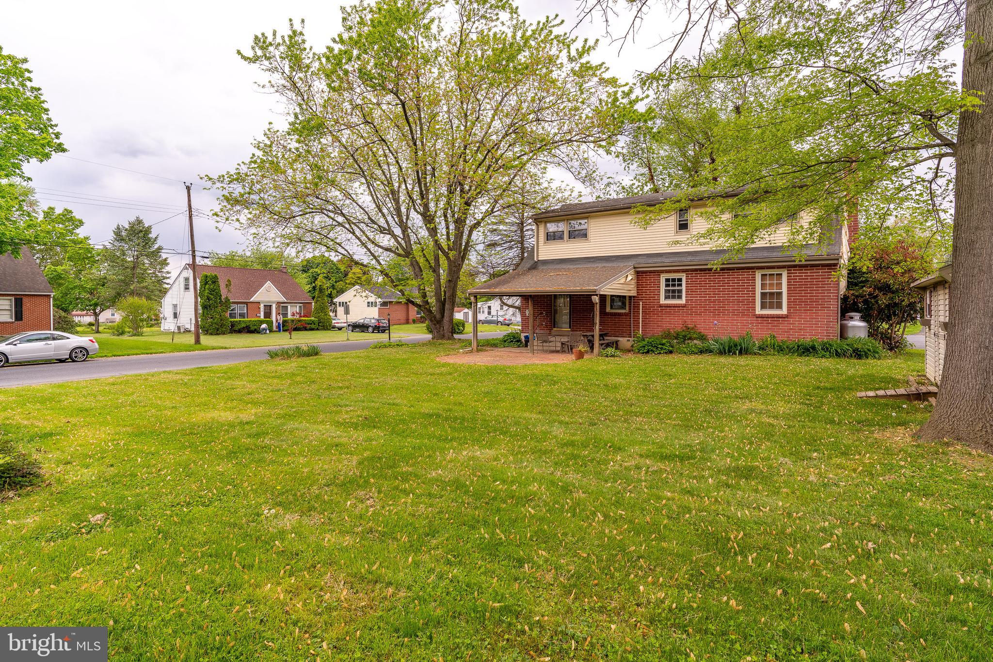 2038 Hemlock Road Lancaster, PA 17603 - Photo 12 of 33 Gallery Image 12
