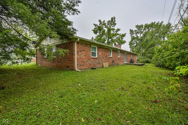 $250,000 | 2031 Copenhaver Drive, Indianapolis, IN 46228