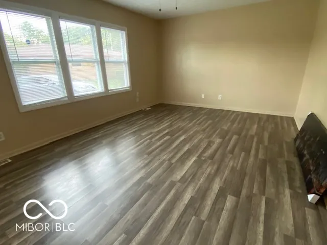 $250,000 | 2031 Copenhaver Drive, Indianapolis, IN 46228