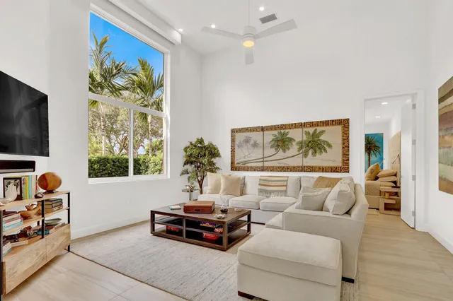 a close view of sink and tap