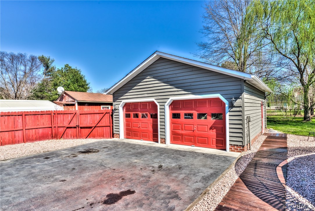 8923 Tunstall Road New Kent, VA 23124 - Photo 23 of 26 Gallery Image 23