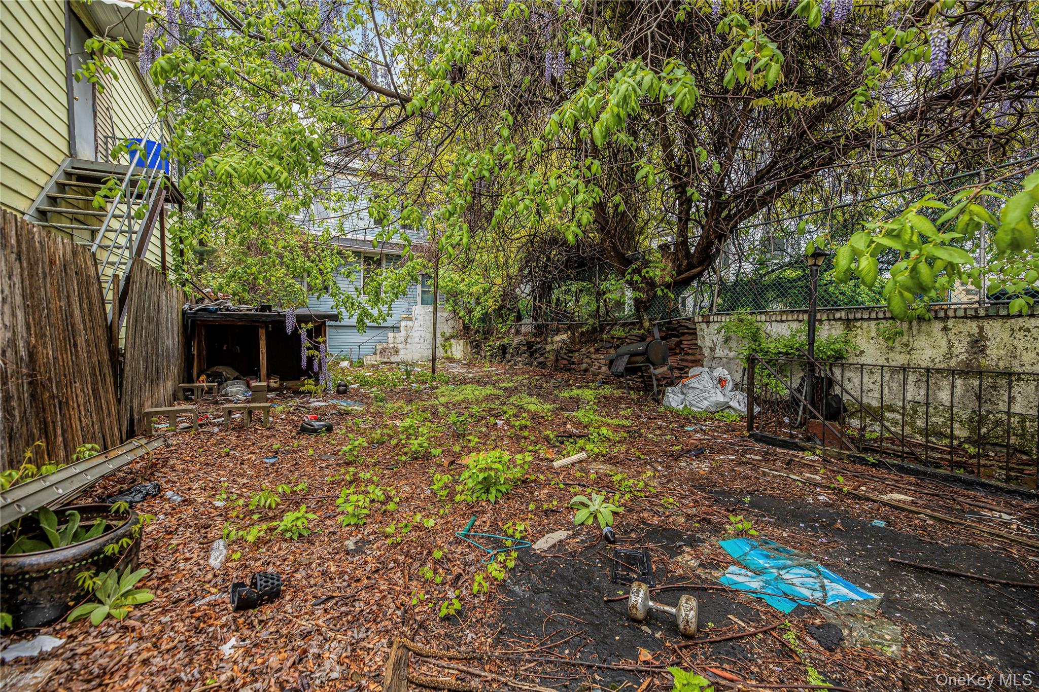 151 Summit Place Bronx, NY 10463 - Photo 3 of 9