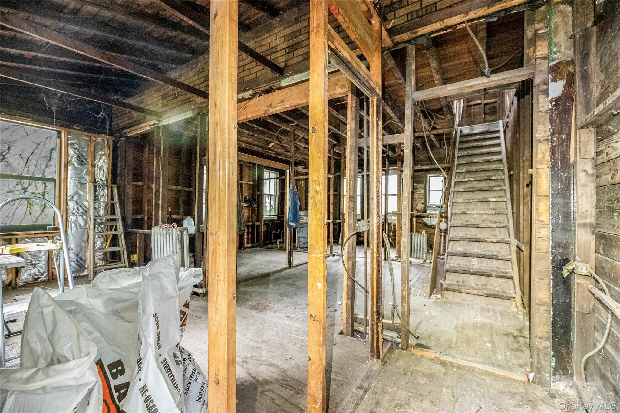 151 Summit Place Bronx, NY 10463 - Photo 5 of 9