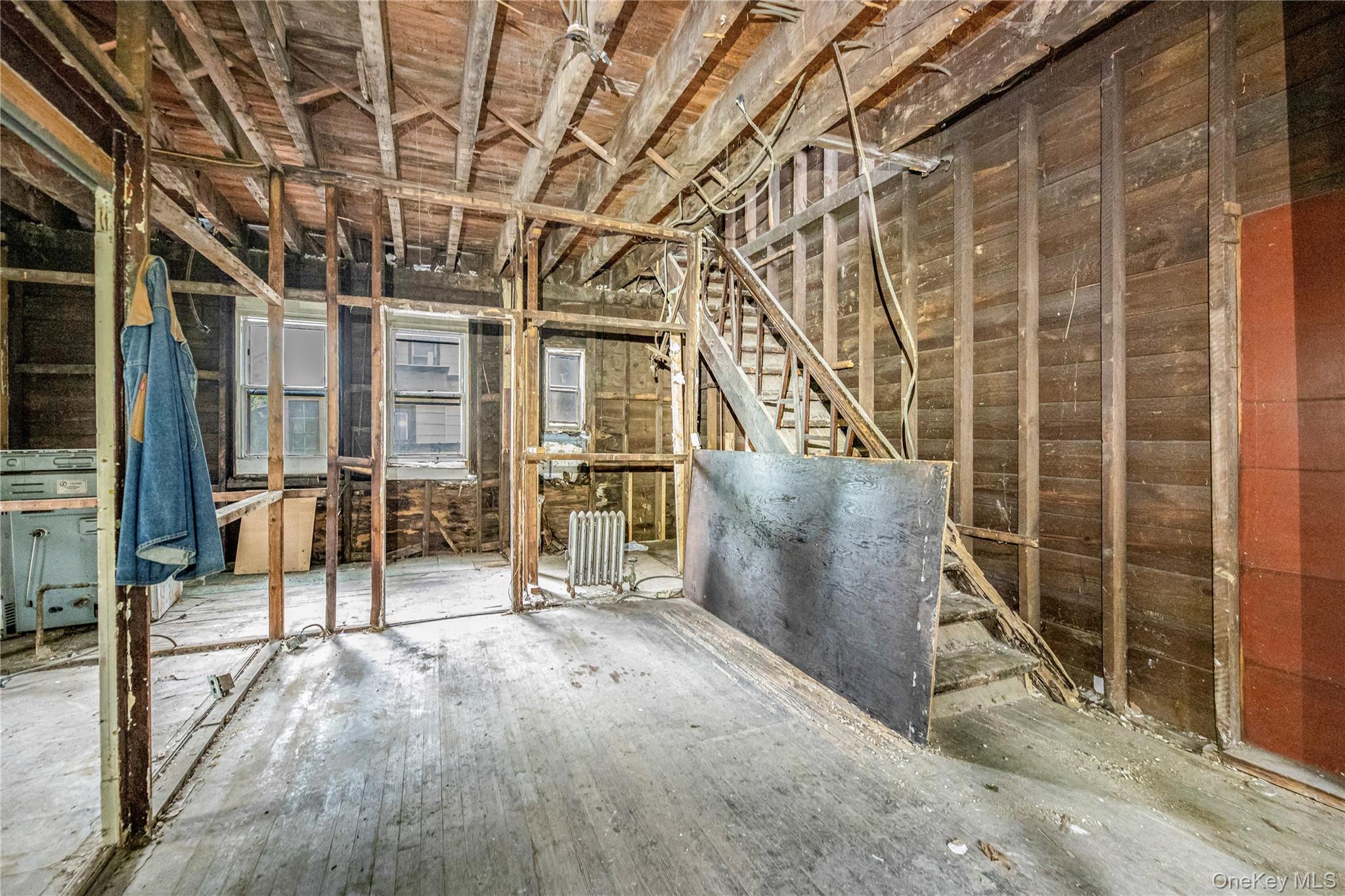 151 Summit Place Bronx, NY 10463 - Photo 6 of 9