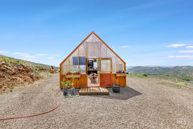 $1,900,000 | 203 North Brush Road, Fairfield, ID 83327