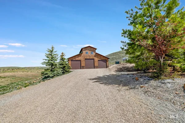 $1,789,000 | 203 North Brush Road, Fairfield, ID 83327