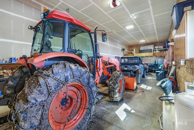 $1,900,000 | 203 North Brush Road, Fairfield, ID 83327