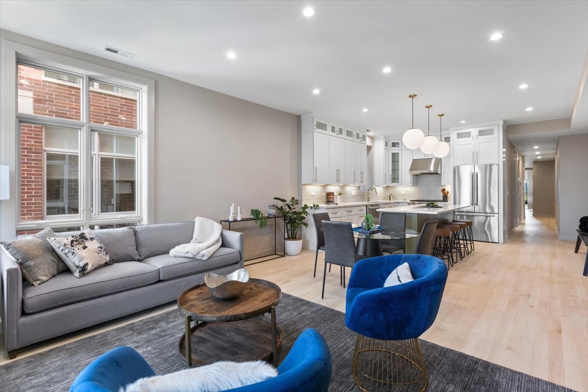 2448 North Clybourn Avenue, Unit 1 Chicago, IL 60614 - Photo 8 of 20