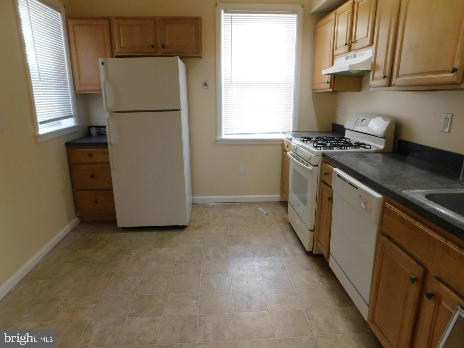 303 Huntley Road Upper Darby, PA 19082 - Photo 15 of 28