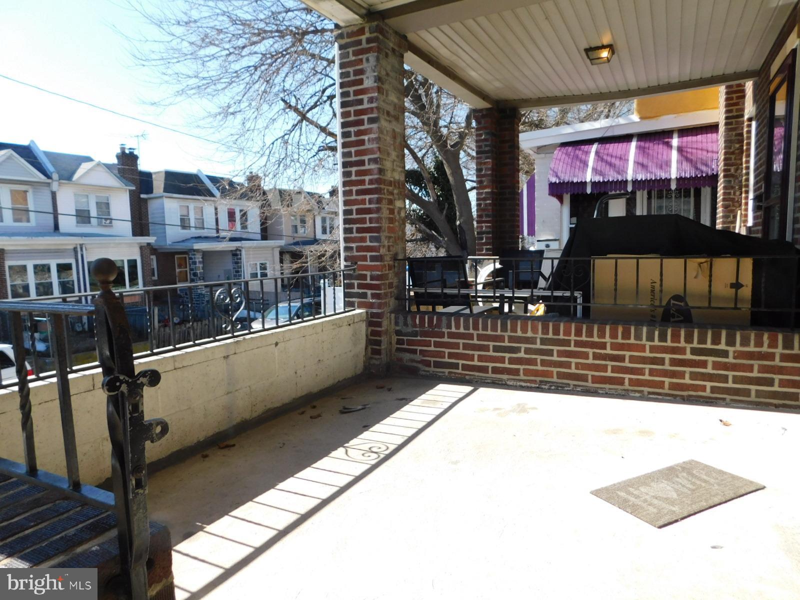 303 Huntley Road Upper Darby, PA 19082 - Photo 3 of 28