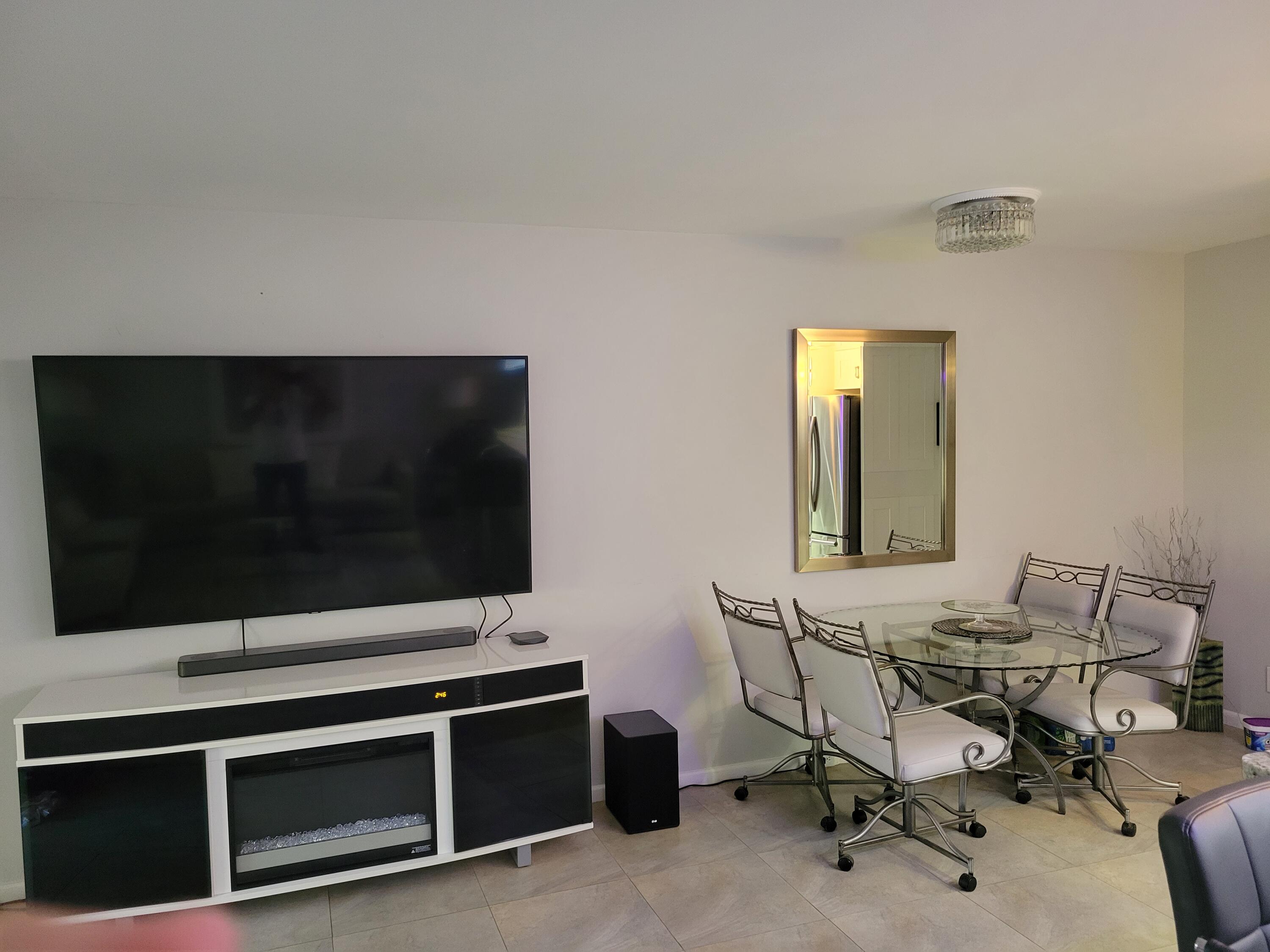 422 Fanshaw K Boca Raton, FL 33434 - Photo 10 of 43 20220205_144618