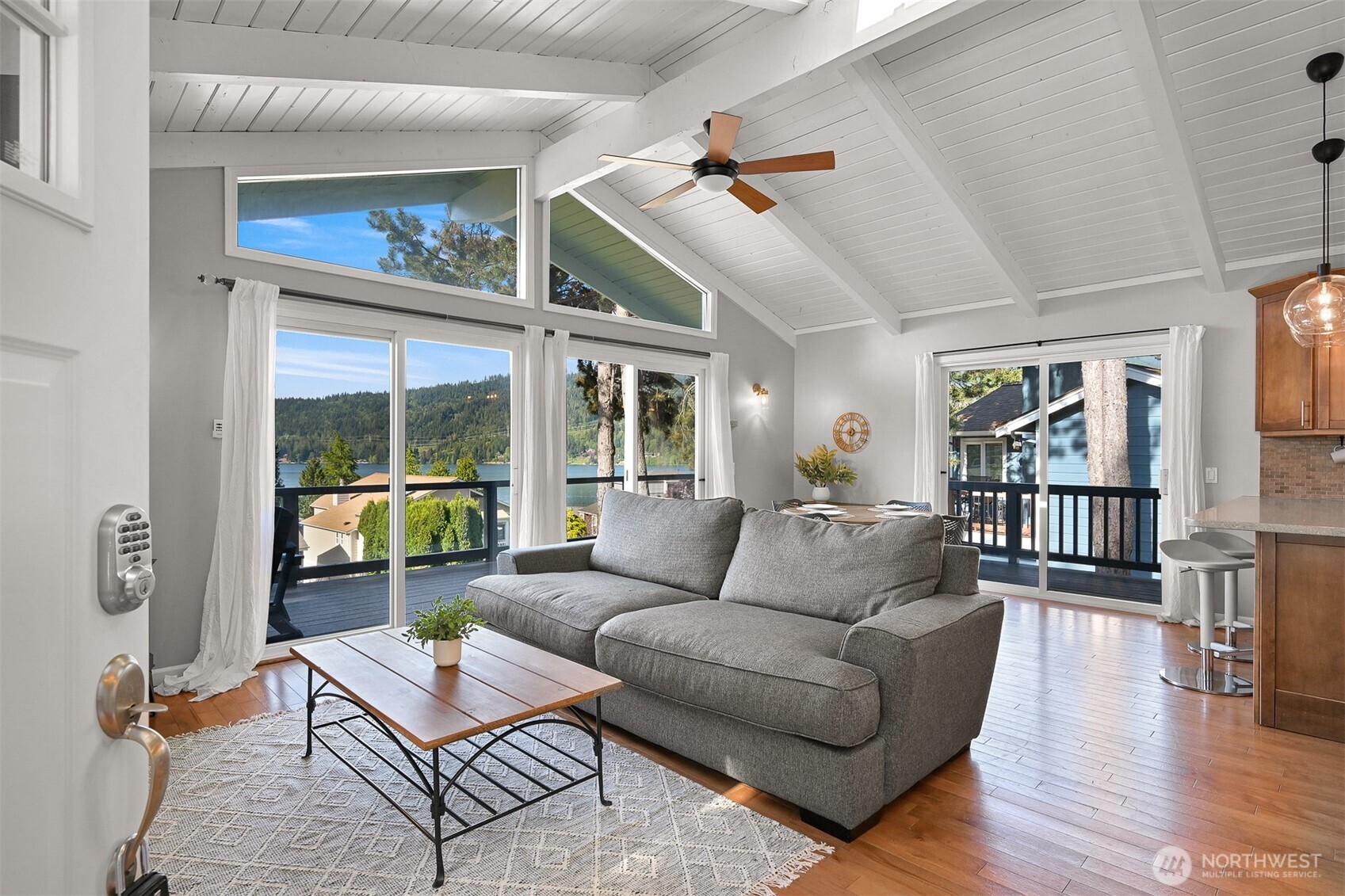 49 North Point Drive Bellingham, WA 98229 - Photo 5 of 40 Gallery Image 5