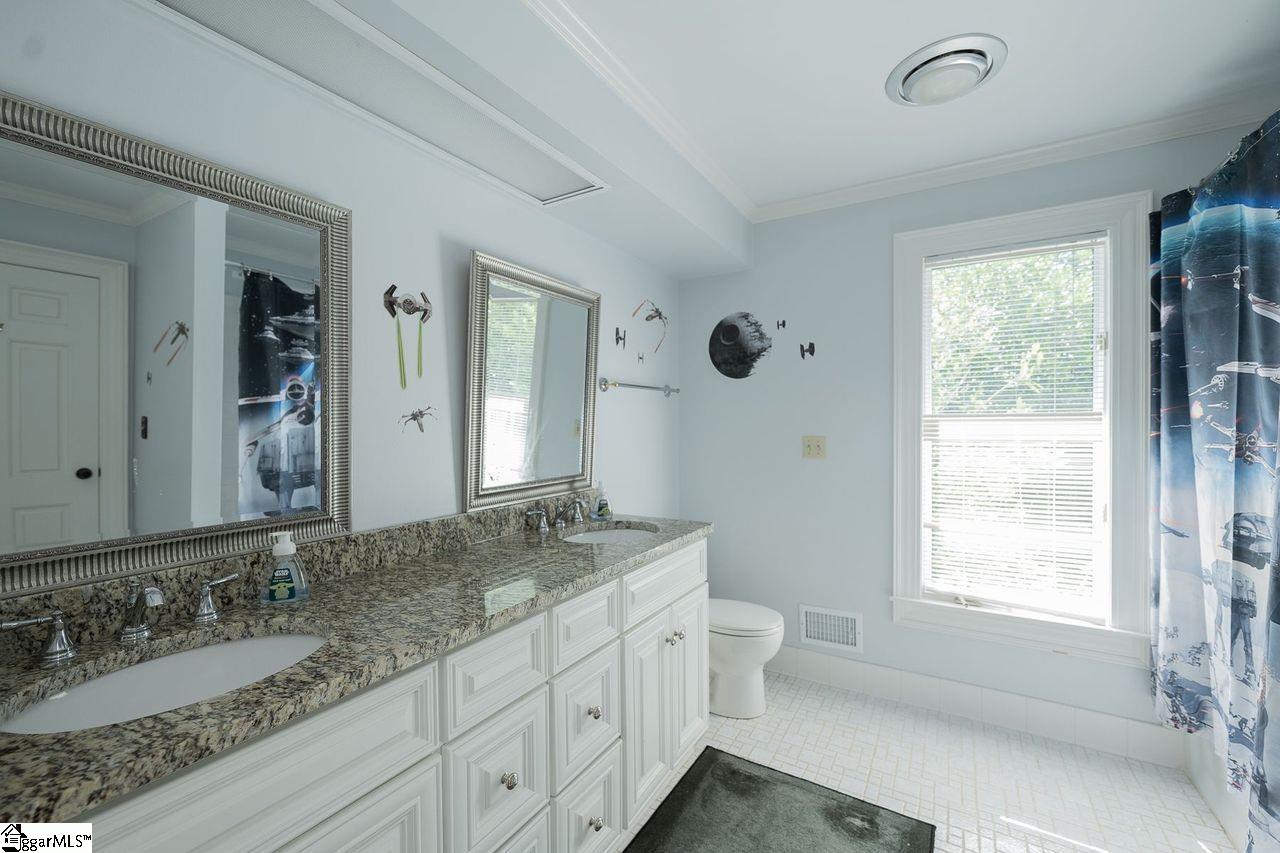 111 Collins Creek Road Greenville, SC 29607 - Photo 26 of 33