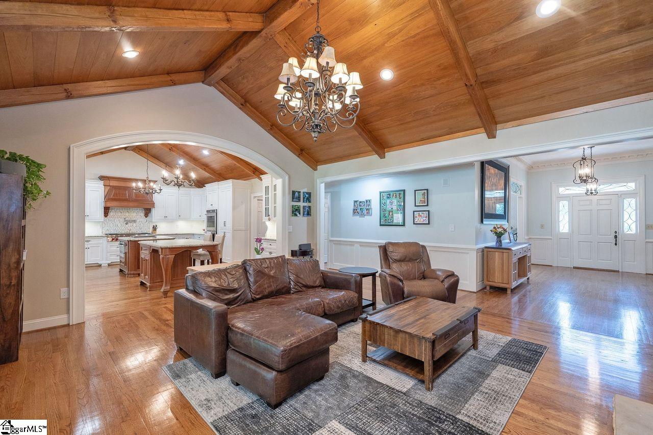 111 Collins Creek Road Greenville, SC 29607 - Photo 10 of 33