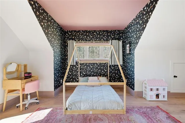 a view of back yard of a house