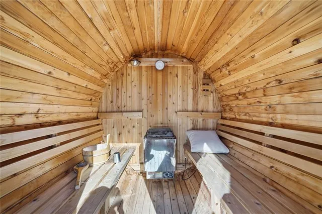 a view of a houses with a yard