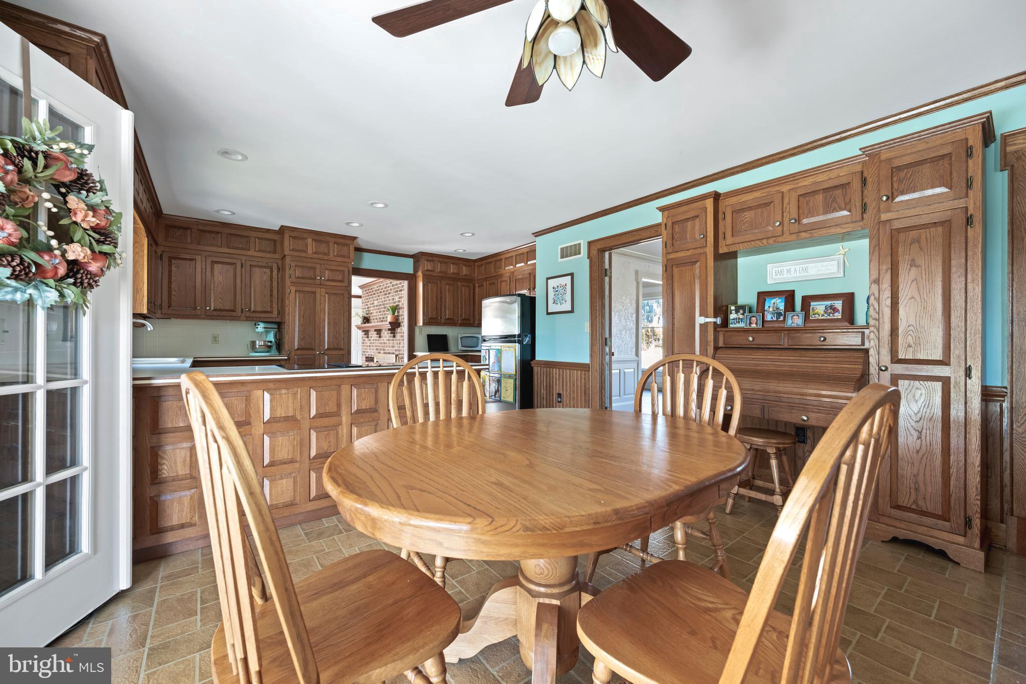930 Johnson Road Salisbury, MD 21804 - Photo 33 of 69 Kitchen Table Space