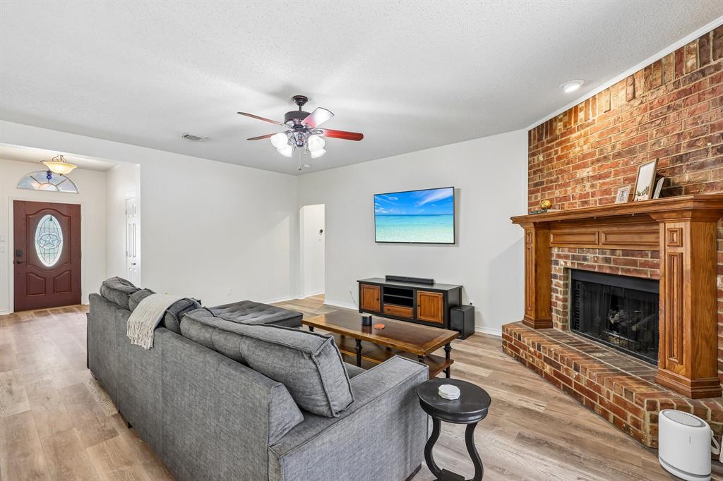 1711 Rushing Way Wylie, TX 75098 - Photo 5 of 30