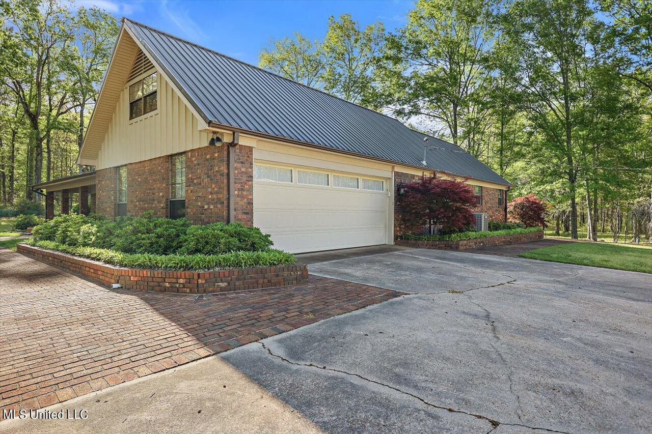 947 Lindsey Road Morton, MS 39117 - Photo 4 of 91 04-947 Lindsey Rd