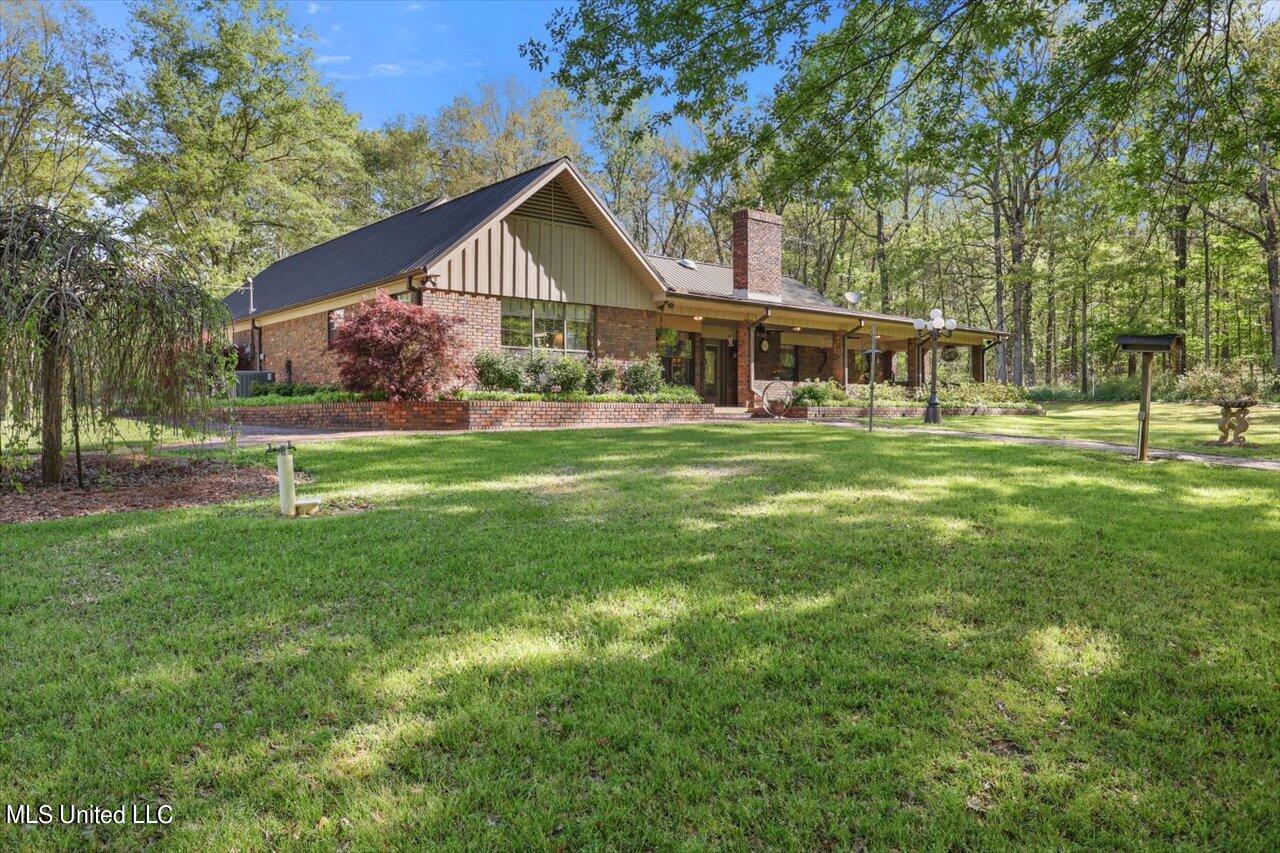 947 Lindsey Road Morton, MS 39117 - Photo 51 of 91 51-947 Lindsey Rd