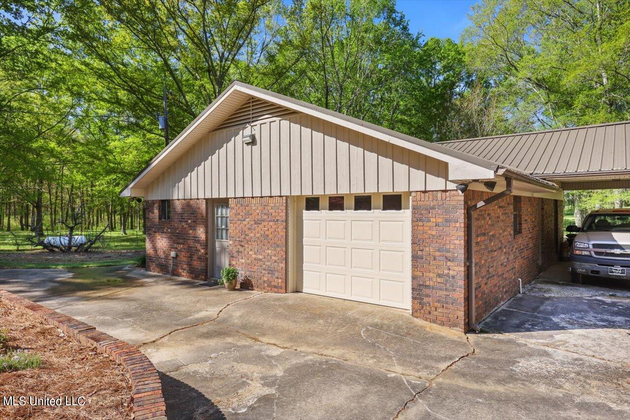 947 Lindsey Road Morton, MS 39117 - Photo 54 of 91 54-947 Lindsey Rd