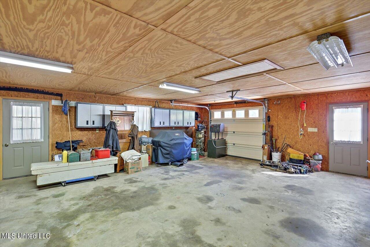 947 Lindsey Road Morton, MS 39117 - Photo 59 of 91 57-947 Lindsey Rd
