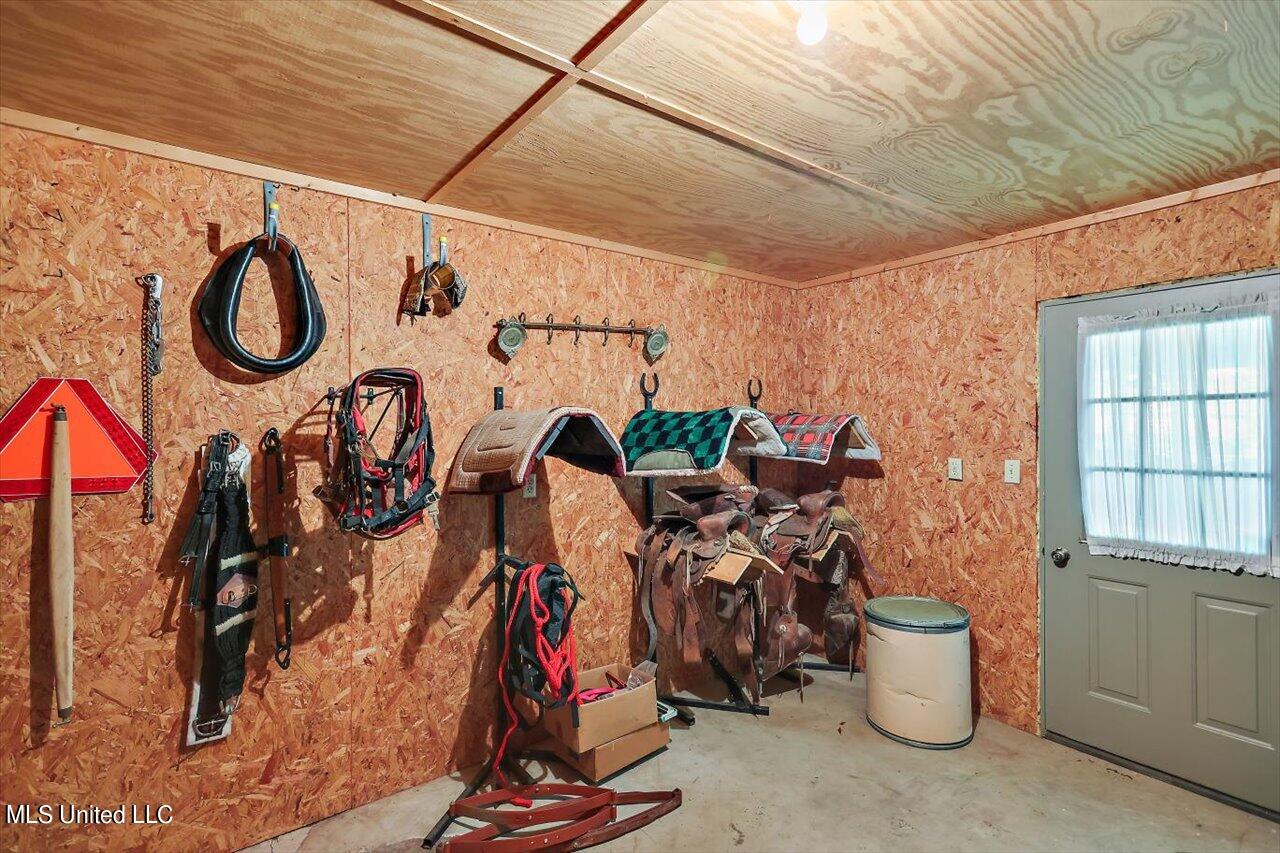 947 Lindsey Road Morton, MS 39117 - Photo 61 of 91 59-947 Lindsey Rd